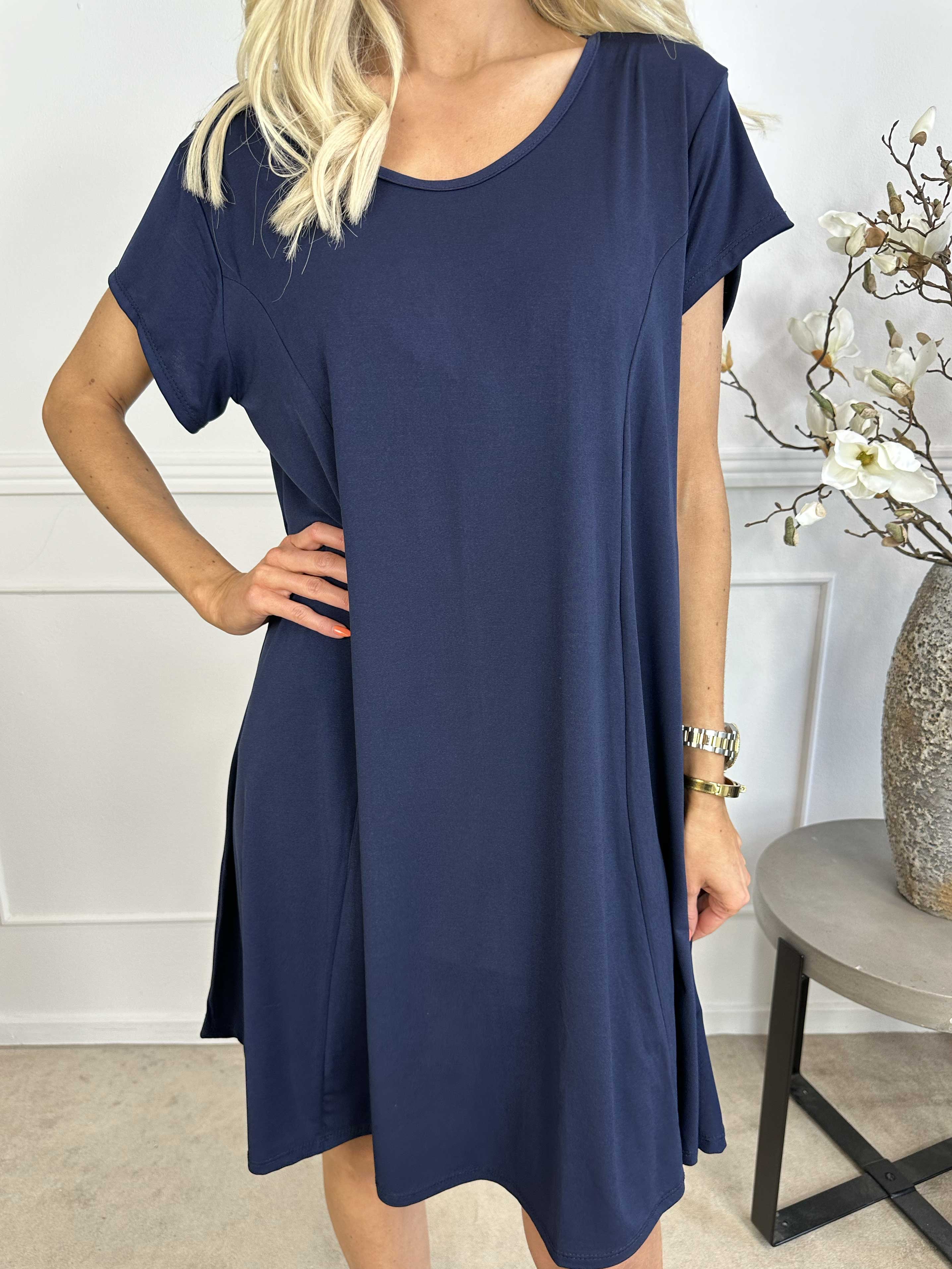 Janina - Solid klänning i mjukt stretchmaterial